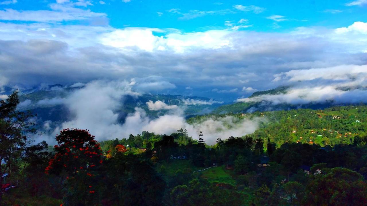Floating Mountain Villa Nuwara Eliya Esterno foto